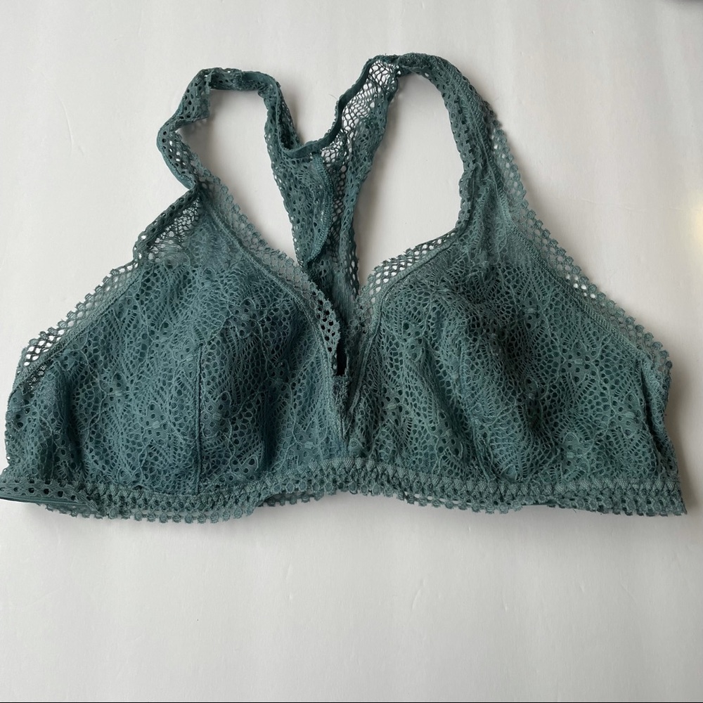 Victoria’s Secret size large bralette